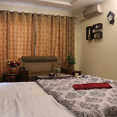 Cozy Studio Apartment In Bahria Town Rawalpindi Luaran gambar